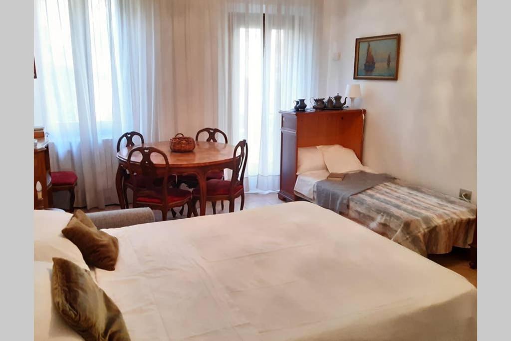 Casa Pusterla Venise